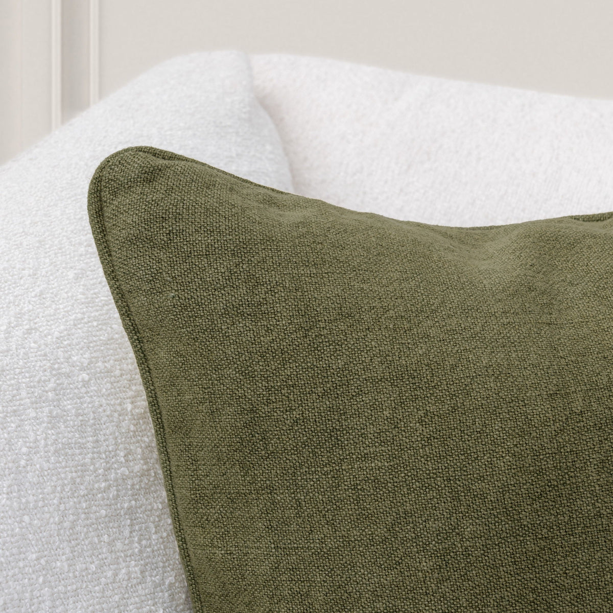 Bedford - SLD Linen Pillow - R&R Furniture Gallery (Fountain Valley, CA)
