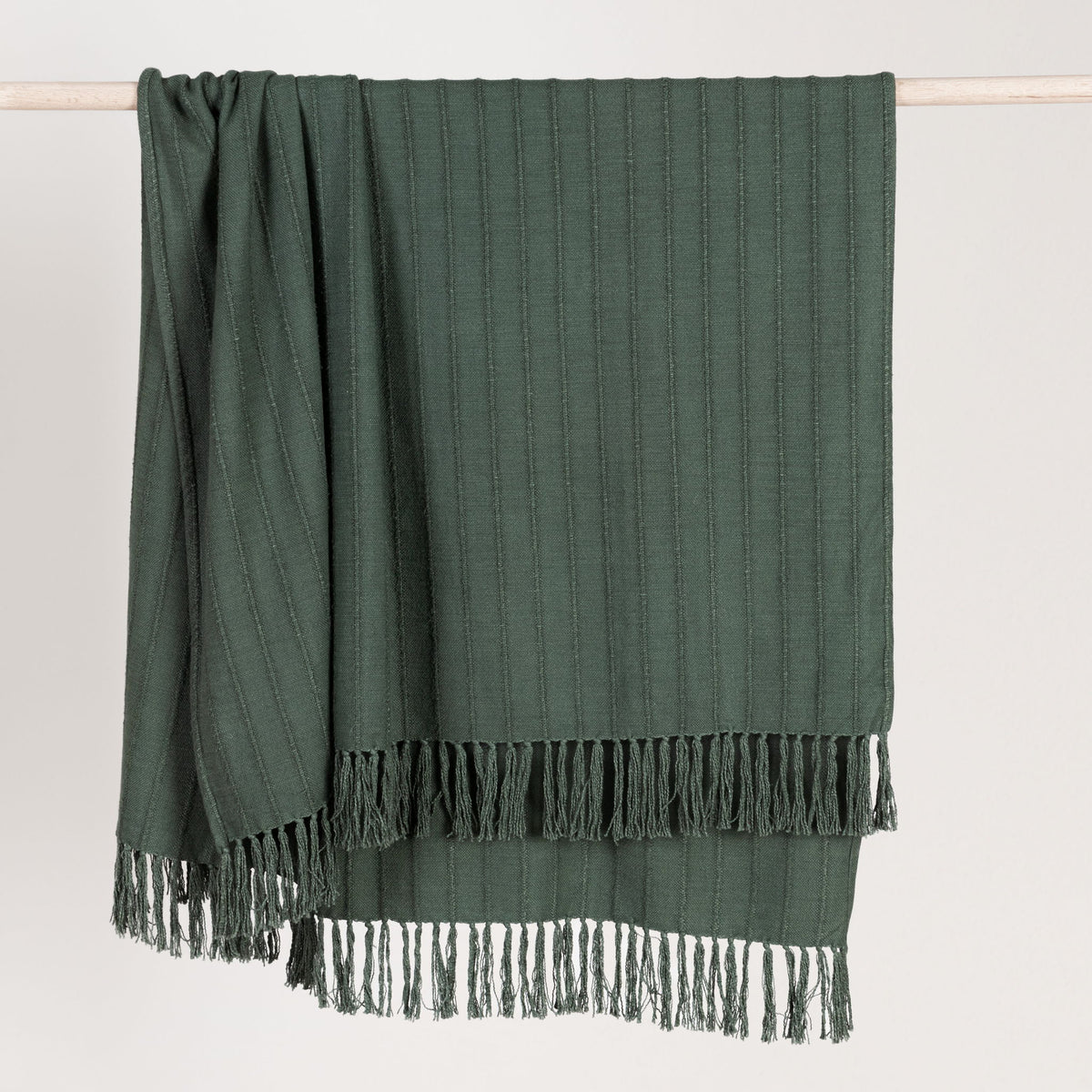 Throws - TC Hunter Throw - R&R Furniture Gallery (Fountain Valley, CA)
