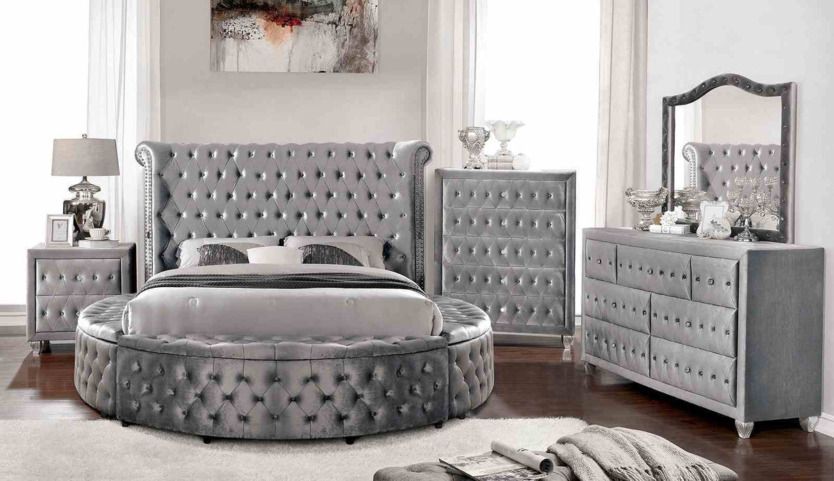 Sansom - 5 Pc. Queen Bedroom Set w/ Chest