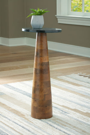 Quinndon - Accent Table - Brown / Black - R&R Furniture Gallery (Fountain Valley, CA)