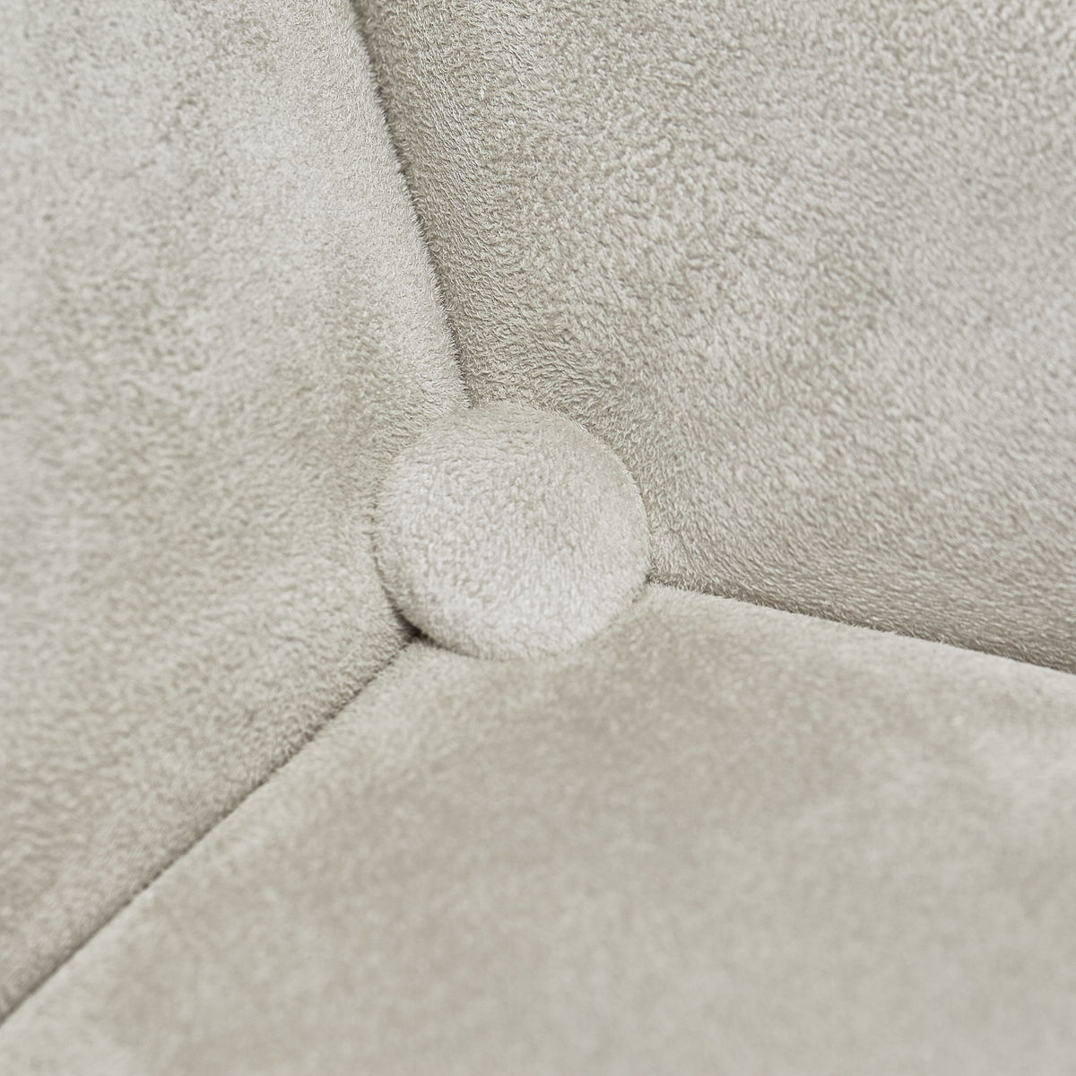 Malibu Crest - Cocktail Ottoman - Chardonnay - R&R Furniture Gallery (Fountain Valley, CA)