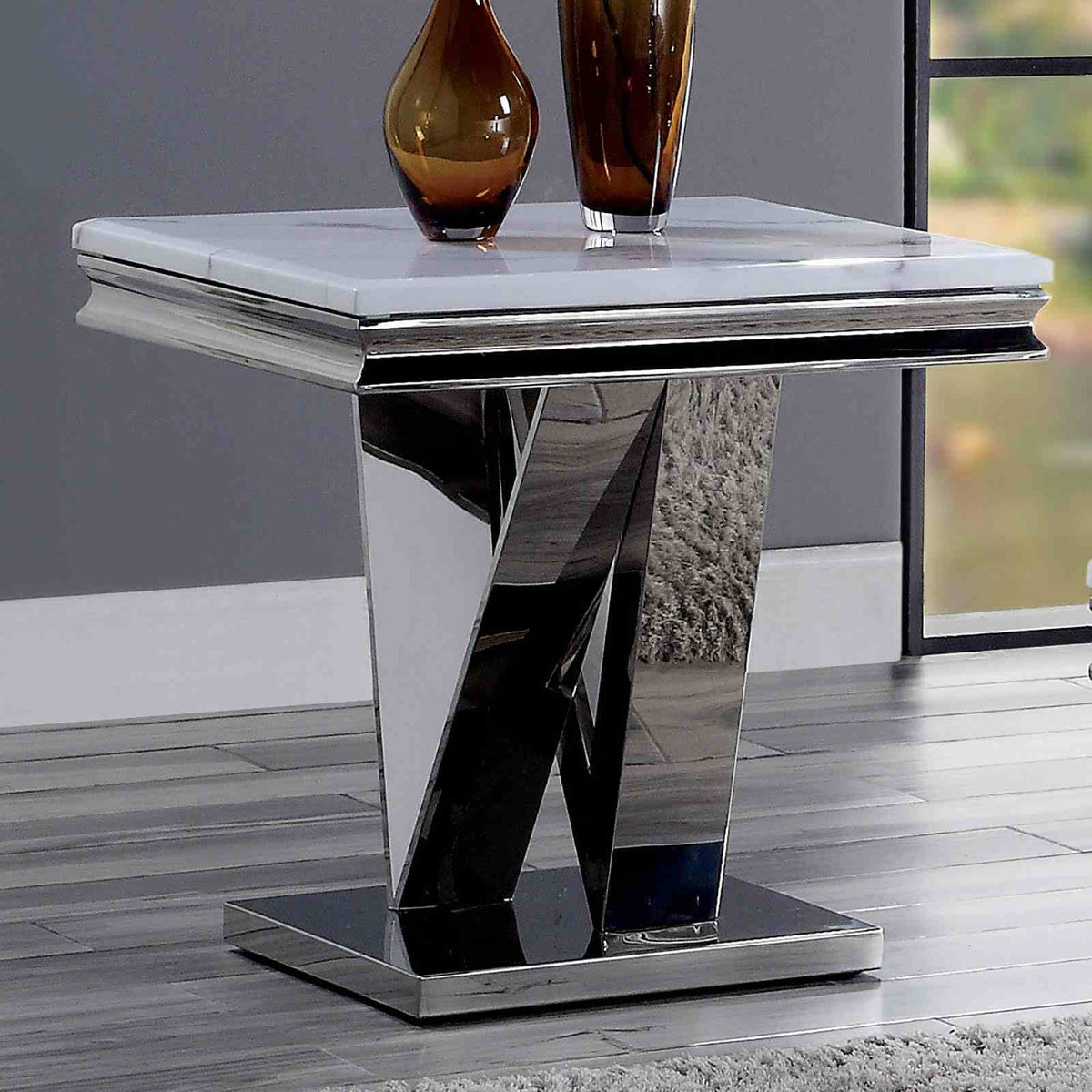 Villarsglane - End Table, Chrome