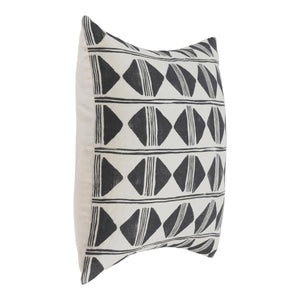 Nubia - 22" x 22" Pillow - Black / White