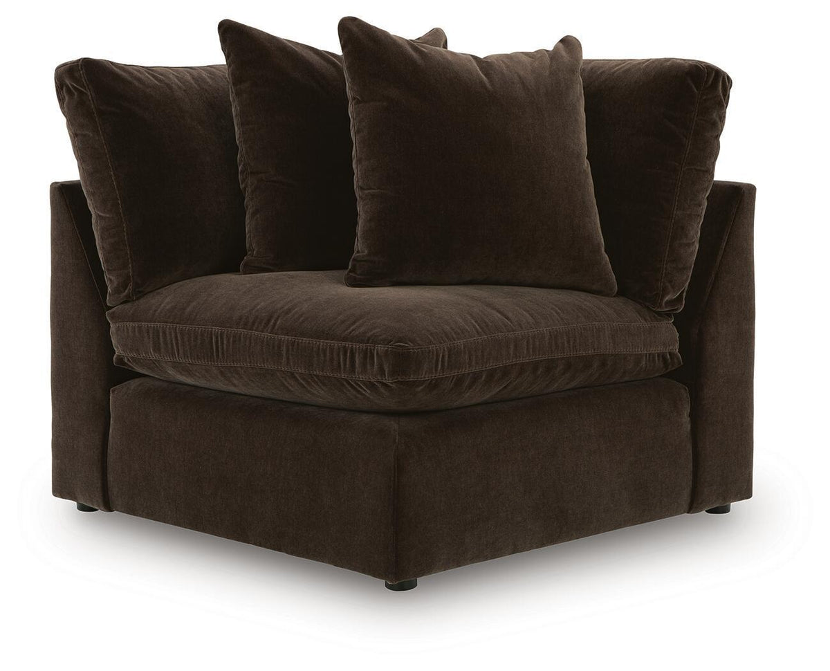 Maxton Heights - 8 Piece Sectional