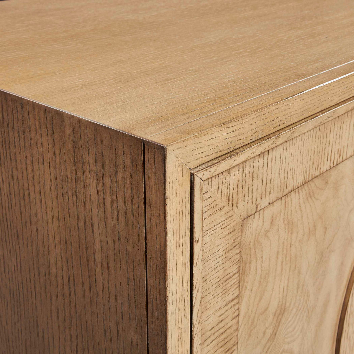 Palais - 4 Door Cabinet