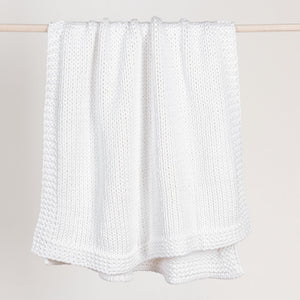 Throws - 50" x 70" Throw - White - R&R Furniture Gallery (Fountain Valley, CA)
