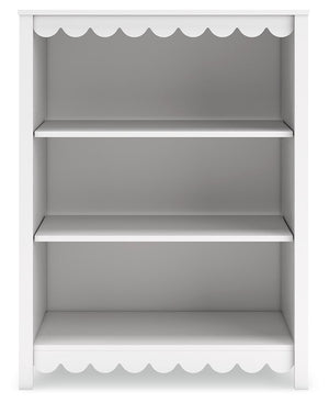 Hallityn - Bookcase - White - R&R Furniture Gallery (Fountain Valley, CA)