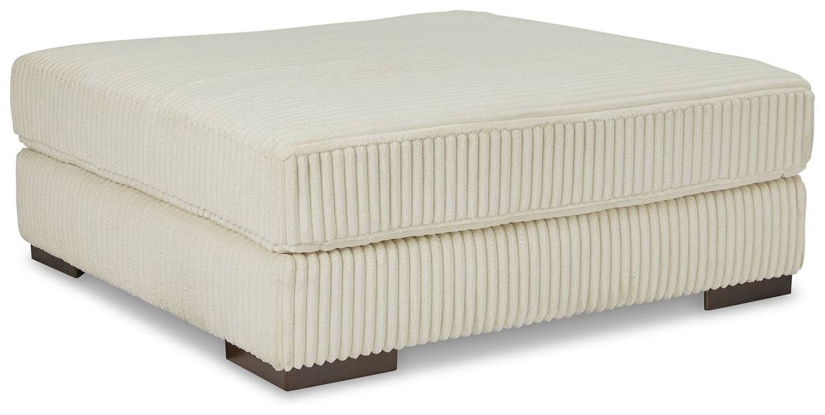 Lindyn - Oversized Accent Ottoman - R&R Furniture Gallery (Fountain Valley, CA)
