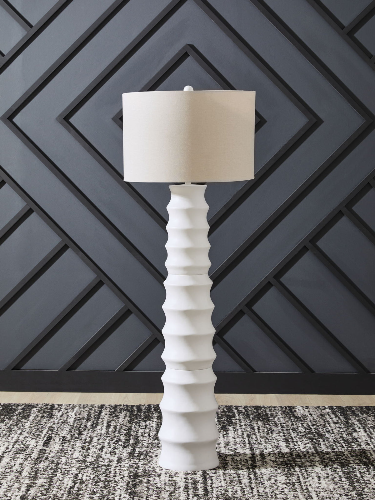 Veraleigh - Poly Lamp - R&R Furniture Gallery (Fountain Valley, CA)