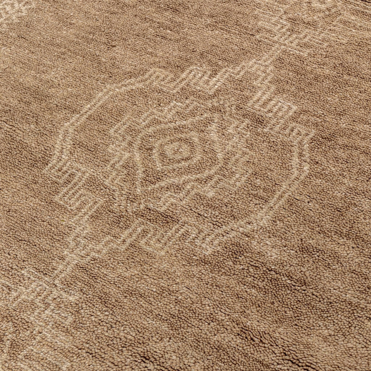 Traditional Cairo hand-knotted area rug by Classic Home featuring intricate patterns and warm earthy tones.