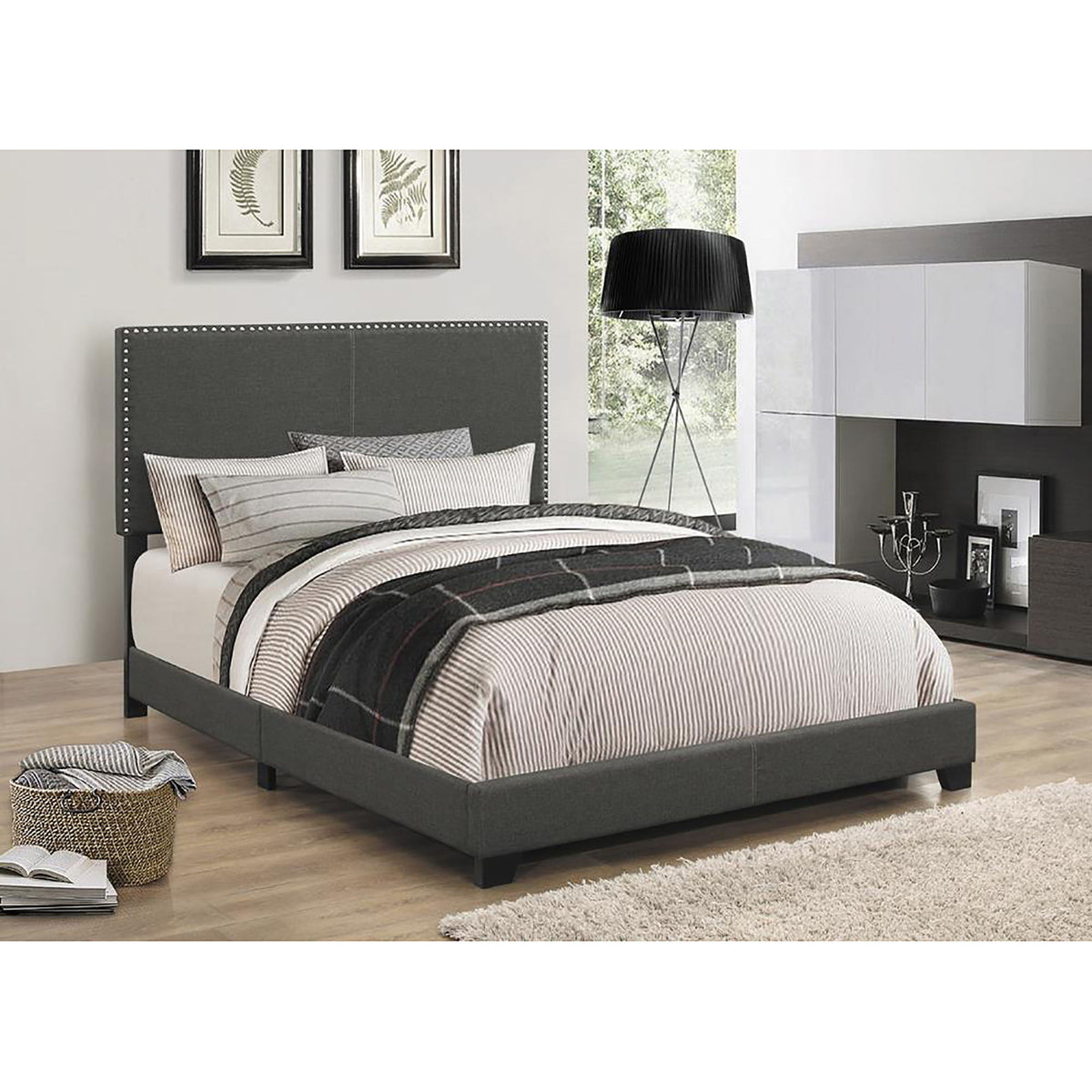 Bed With Nailhead Trim