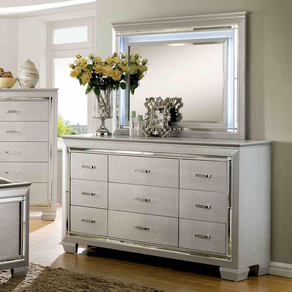 Bellanova - Dresser, Silver