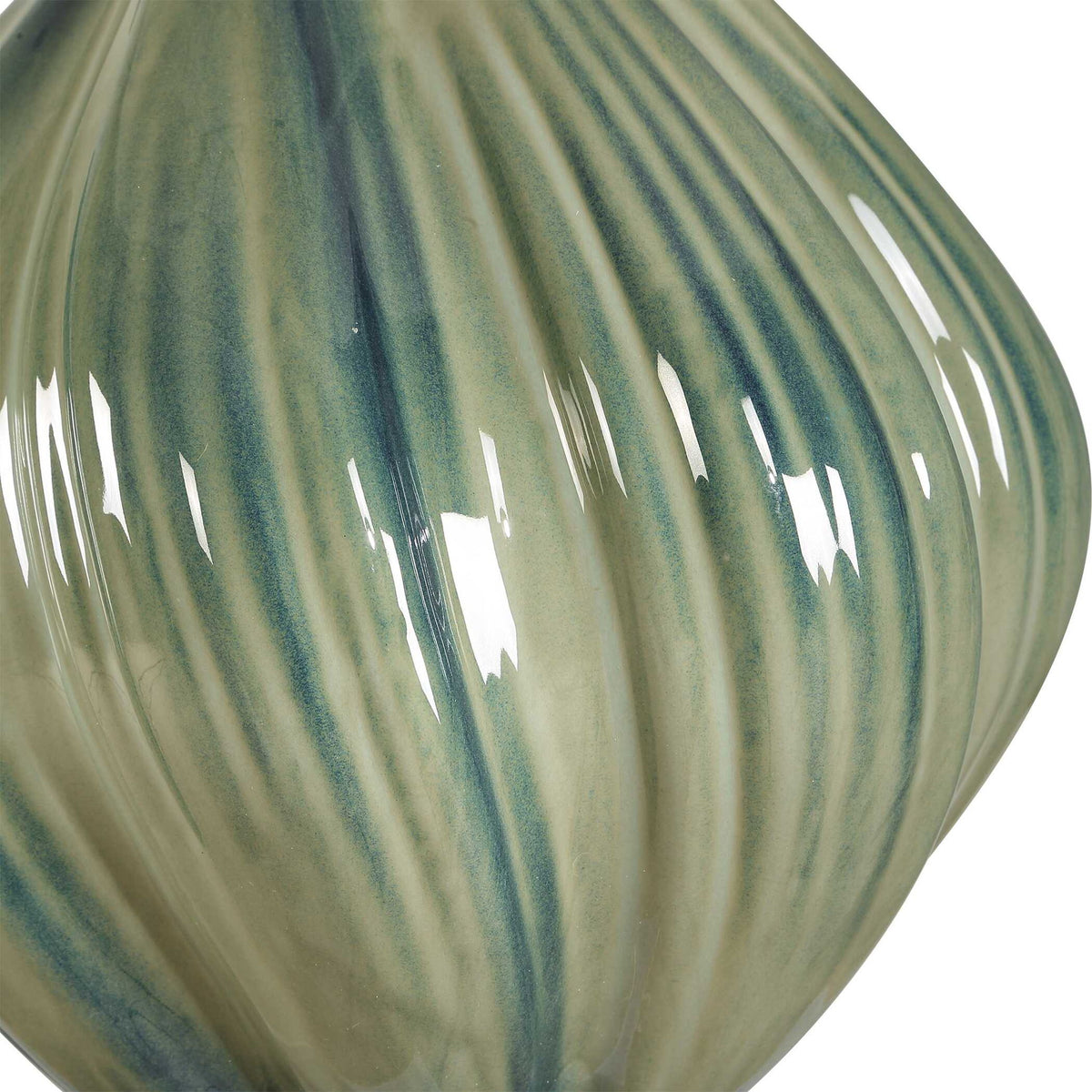 Tausha - Table Lamp - Green