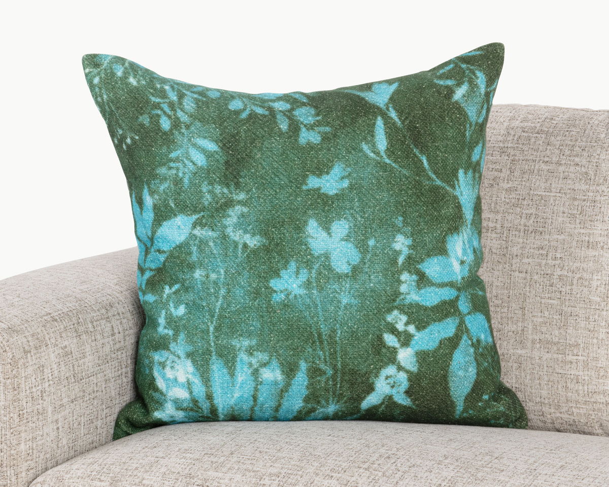 Villa Spartina 22 x 22 inch accent pillow with decorative fabric design