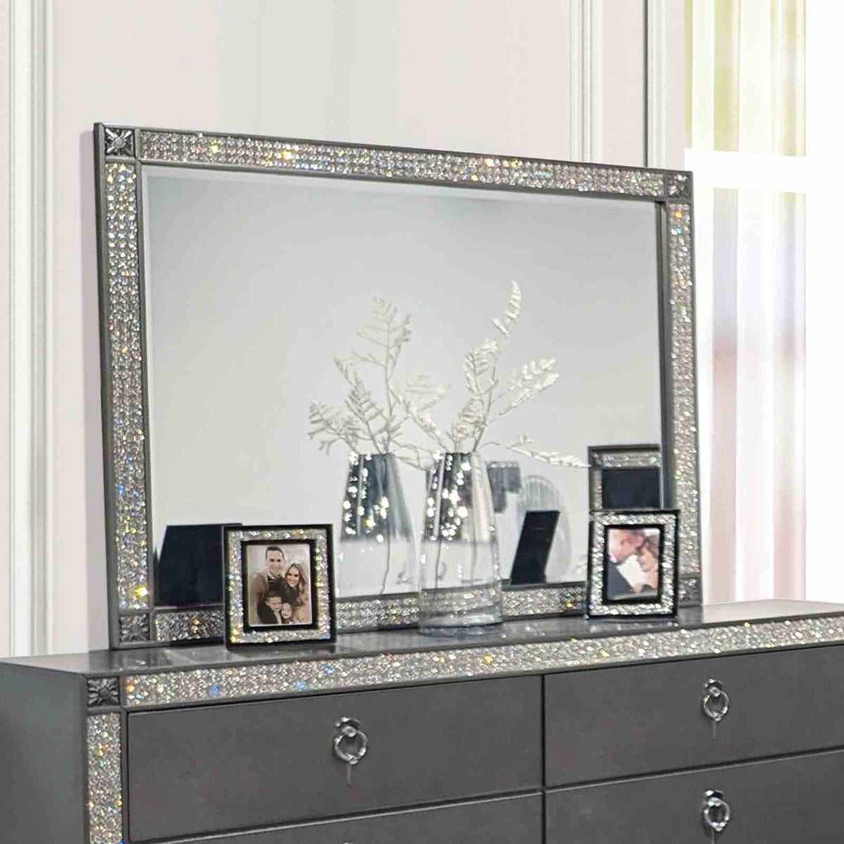 Titania - Mirror, Gray