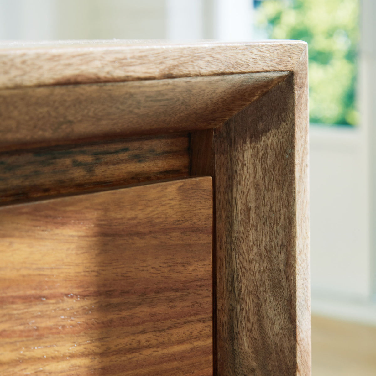 Dressonni - Dresser - Brown - R&R Furniture Gallery (Fountain Valley, CA)