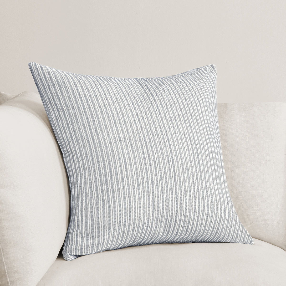 Villa Classics - Casa Pillow - R&R Furniture Gallery (Fountain Valley, CA)