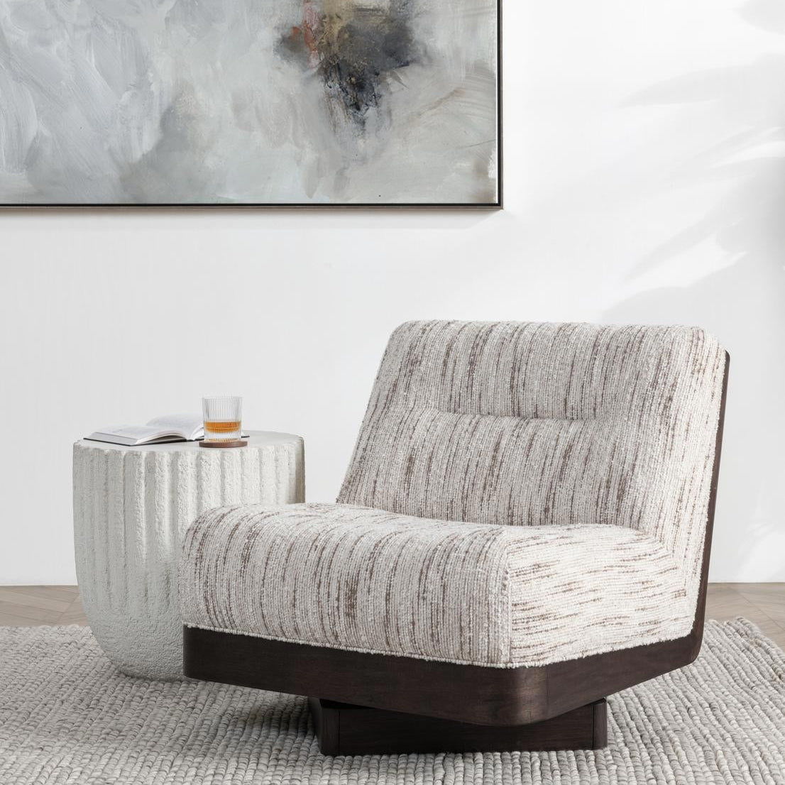 Crandall - Swivel Accent Chair - Cocoa Cream - R&R Furniture Gallery (Fountain Valley, CA)