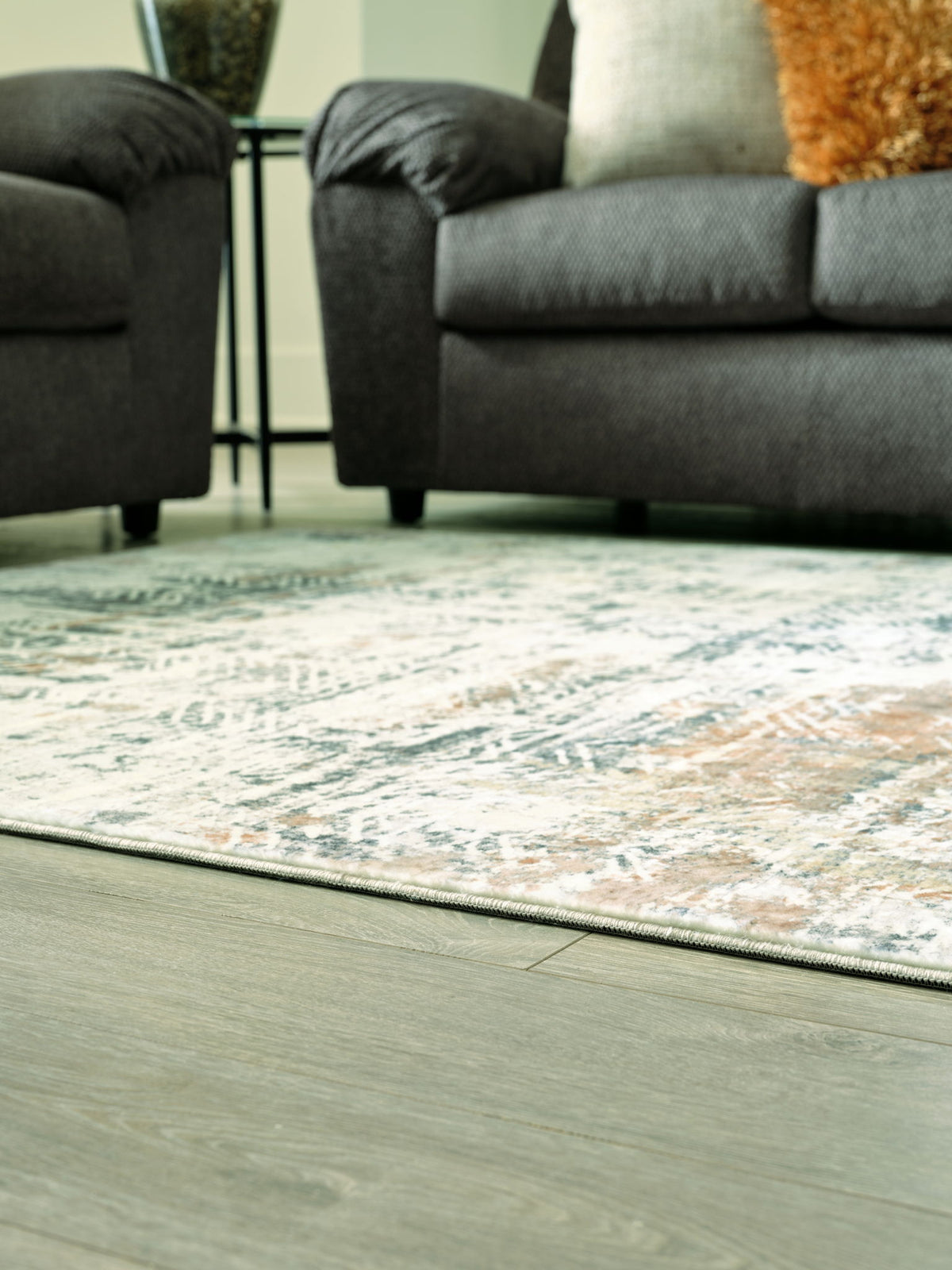 Redlings - Area Rug - R&R Furniture Gallery (Fountain Valley, CA)