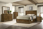 Kirkham - E.King Bed, Walnut