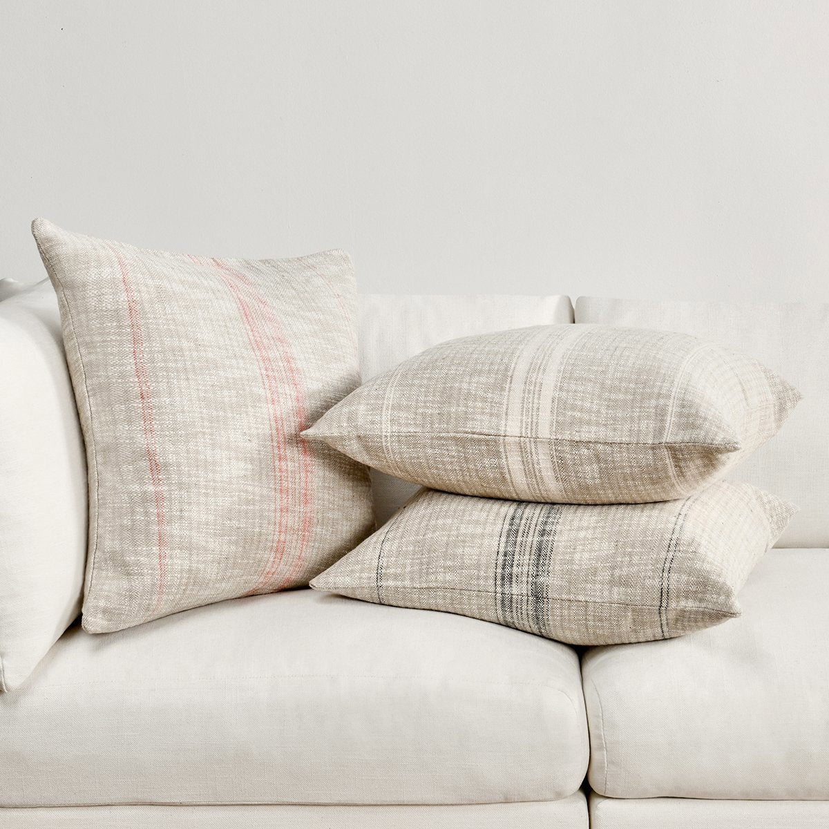 Timeless - Ria Pillow