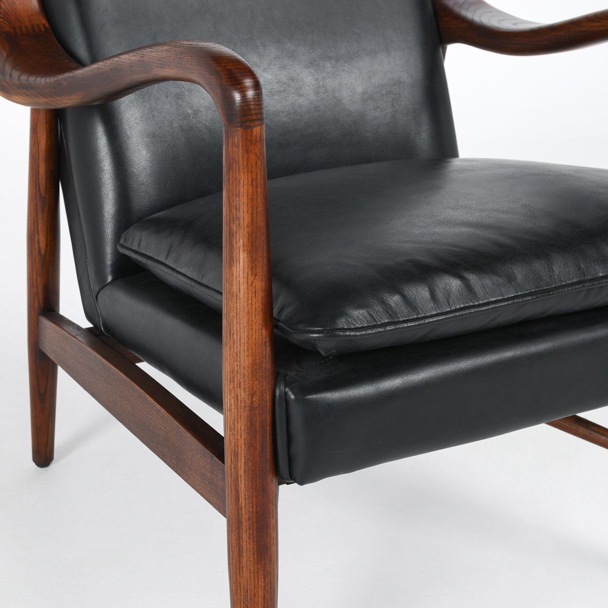 Kiannah - Club Chair - R&R Furniture Gallery (Fountain Valley, CA)