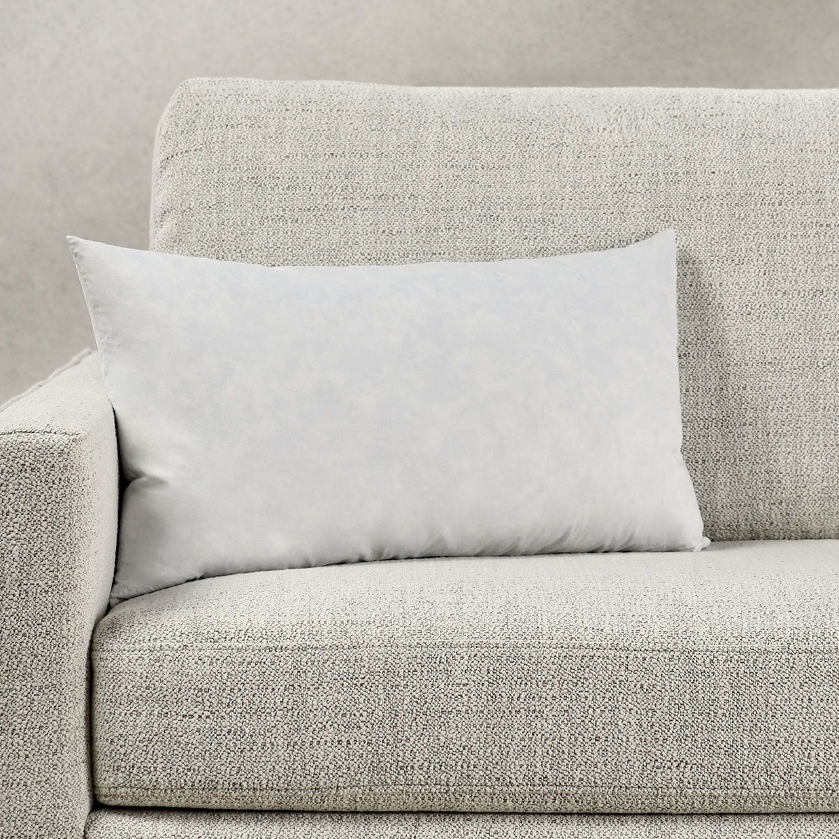 Villa - Feather Down Insert For Pillow - R&R Furniture Gallery (Fountain Valley, CA)