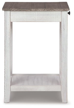 Adalane - Accent Table - White / Gray - R&R Furniture Gallery (Fountain Valley, CA)