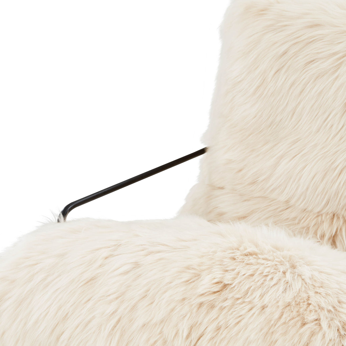 Kimi - Genuine Sheepskin Chair - R&R Furniture Gallery (Fountain Valley, CA)
