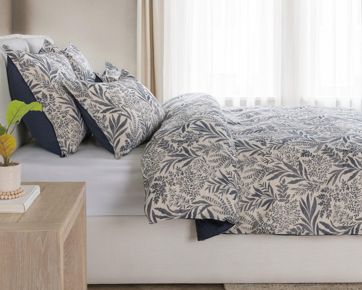 Mulberry - Duvet - R&R Furniture Gallery (Fountain Valley, CA)