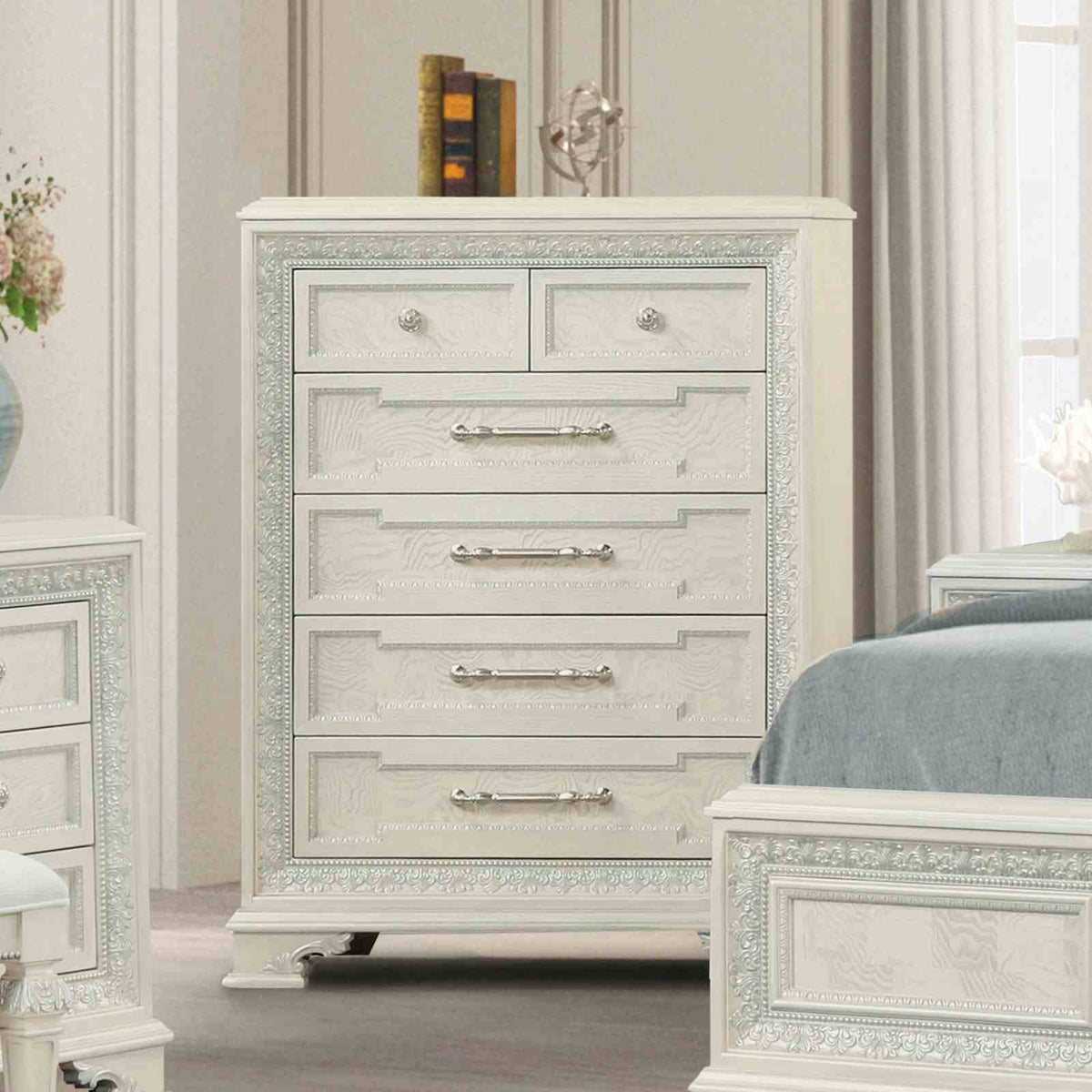 Stella Mia - Chest, Creamy White