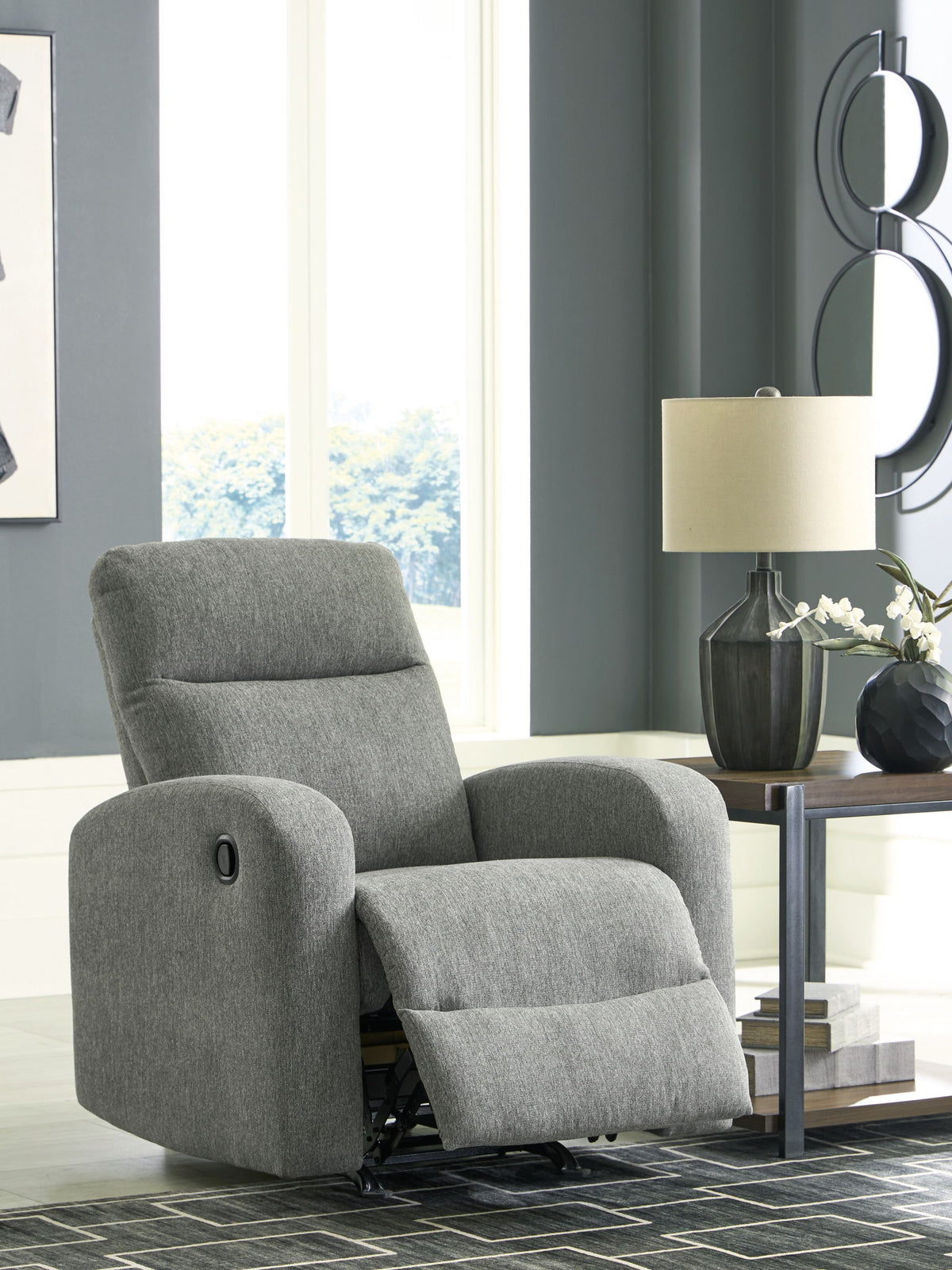 Gauntlet - Rocker Recliner - Sterling - R&R Furniture Gallery (Fountain Valley, CA)