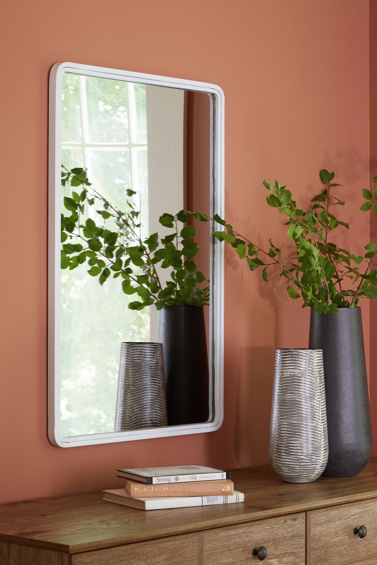 Brocky - Rectangle Accent Mirror - R&R Furniture Gallery (Fountain Valley, CA)