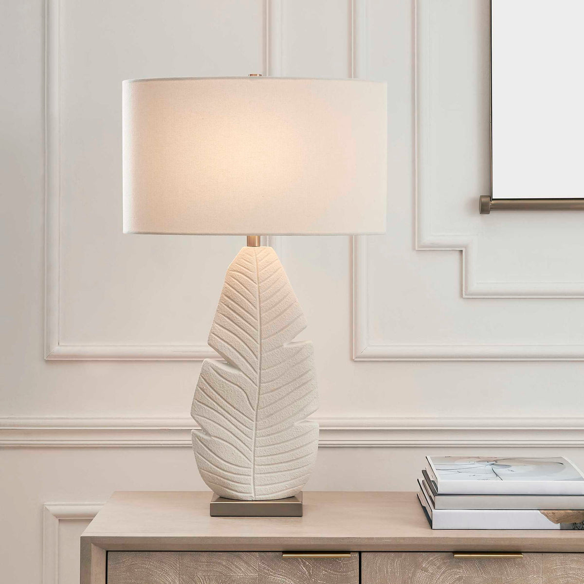 Palm Leaf - Table Lamp - White
