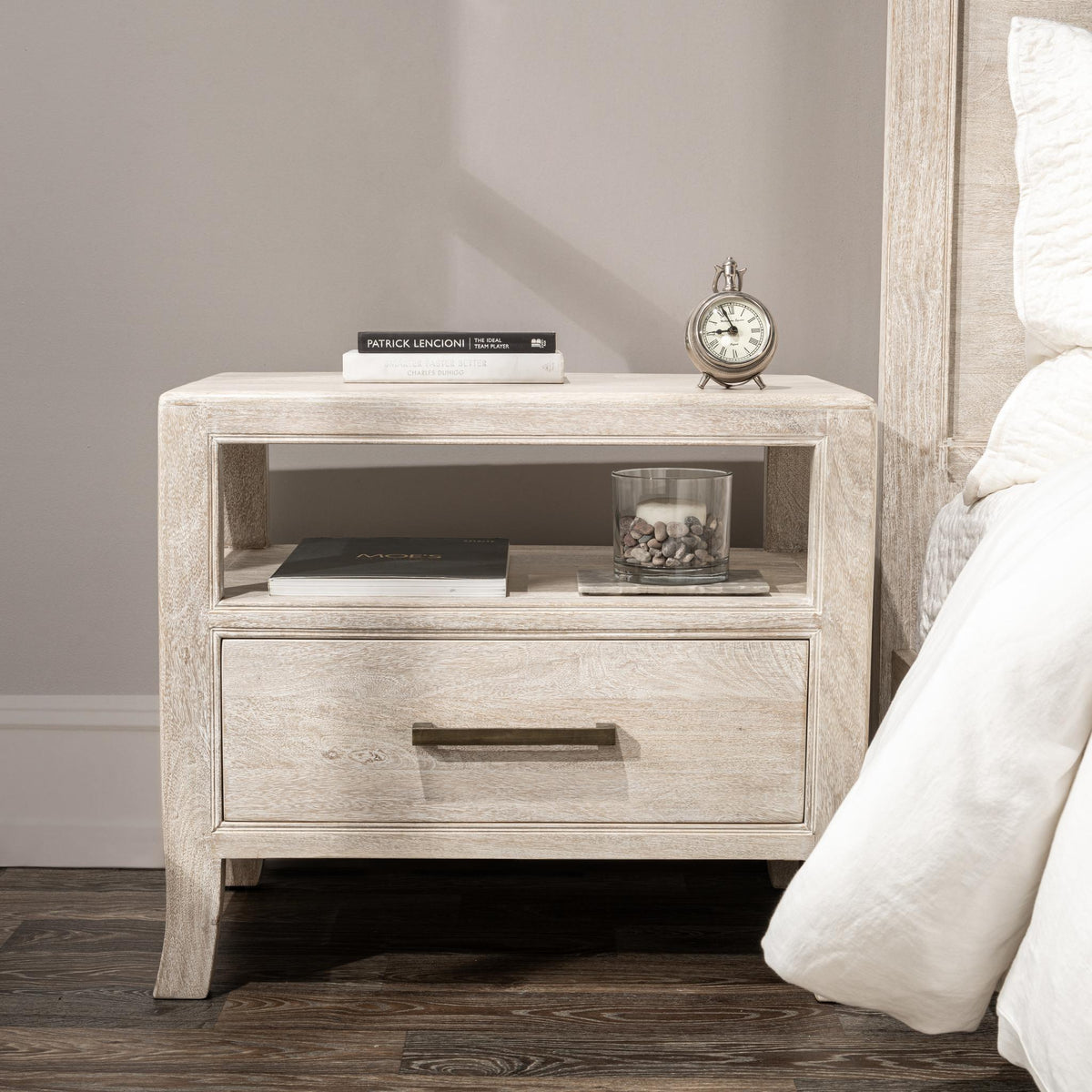 Westmont - 1 Drawers Nightstand - Creamwood - R&R Furniture Gallery (Fountain Valley, CA)