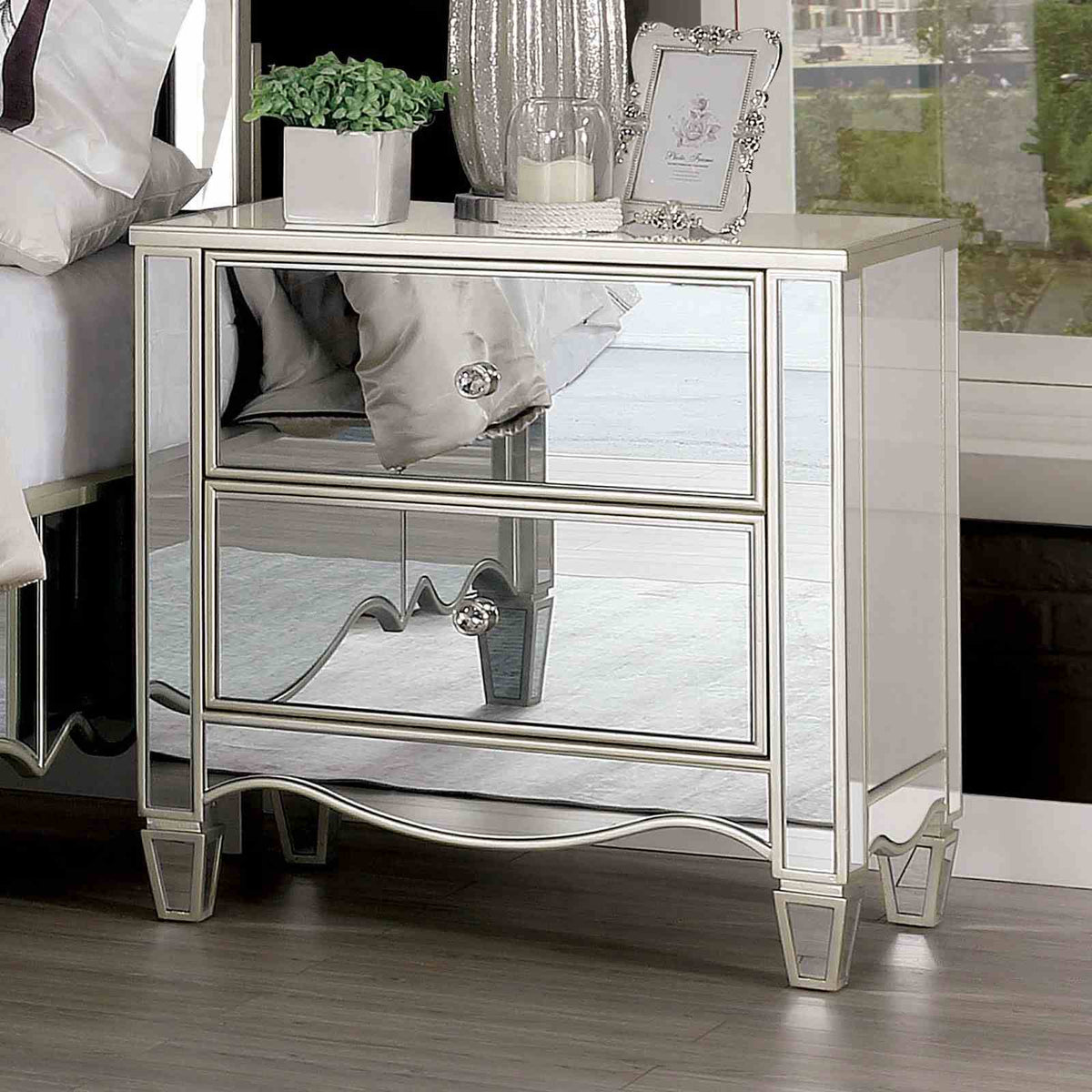 Eliora - Nightstand w/ USB, Silver