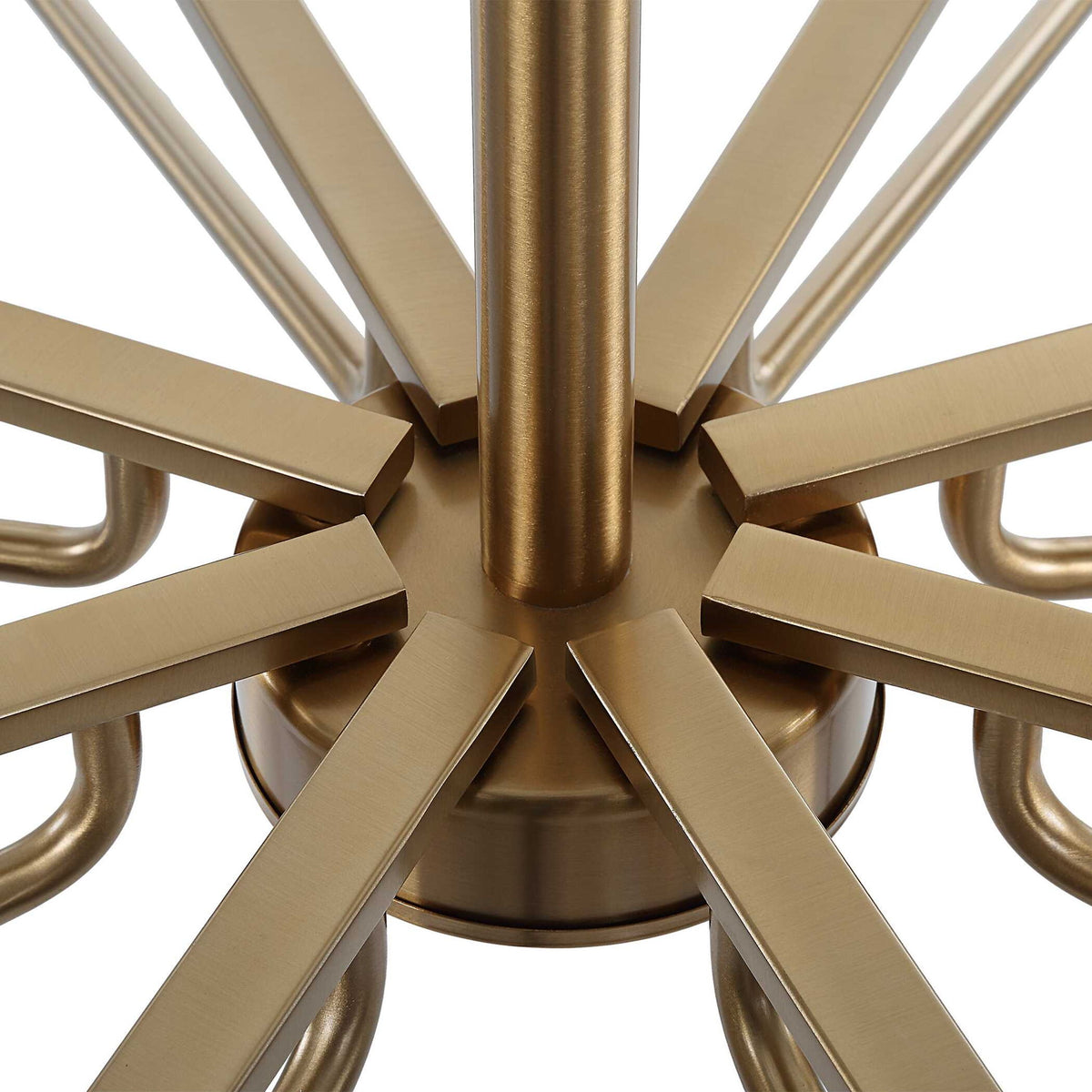 Lassen - 8 Light Chandelier - Brass