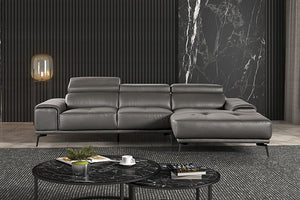 Vadso Sectional, Right Chaise - R&R Furniture Gallery (Fountain Valley, CA)
