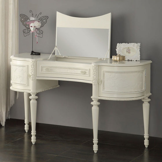 Desks & Vanities