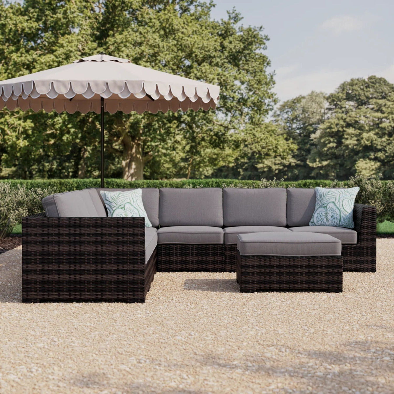 Outdoor > Ottomans
