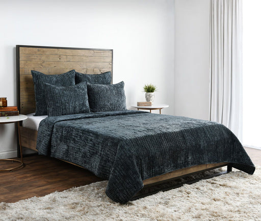 Bari - Velvet Quilt - R&R Furniture Gallery (Fountain Valley, CA)