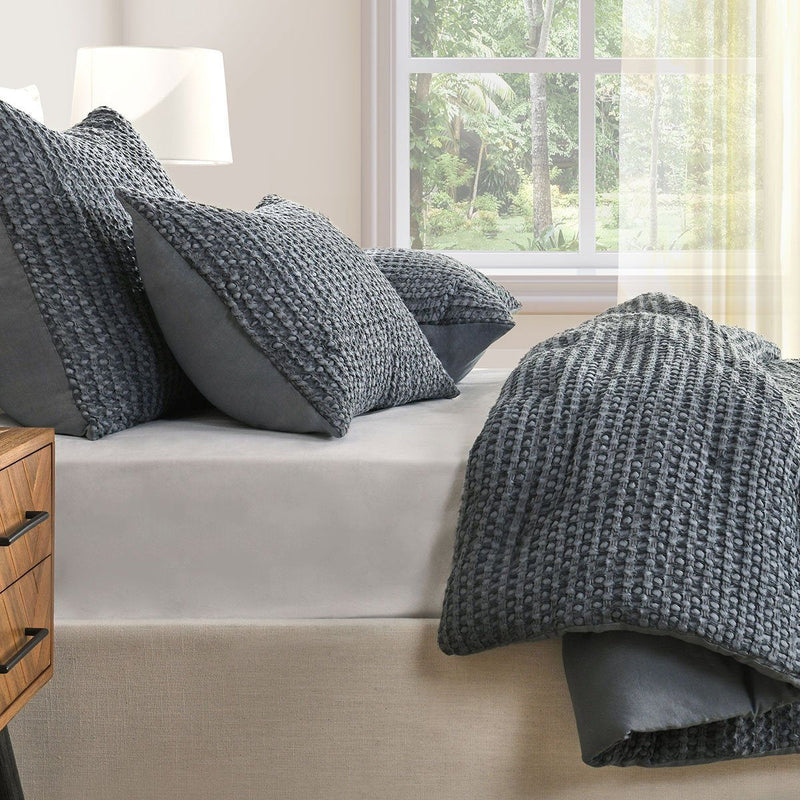 Colmar - Quilt - R&R Furniture Gallery (Fountain Valley, CA)
