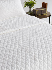 Lana And Vintage Lana - Quilt - R&R Furniture Gallery (Fountain Valley, CA)