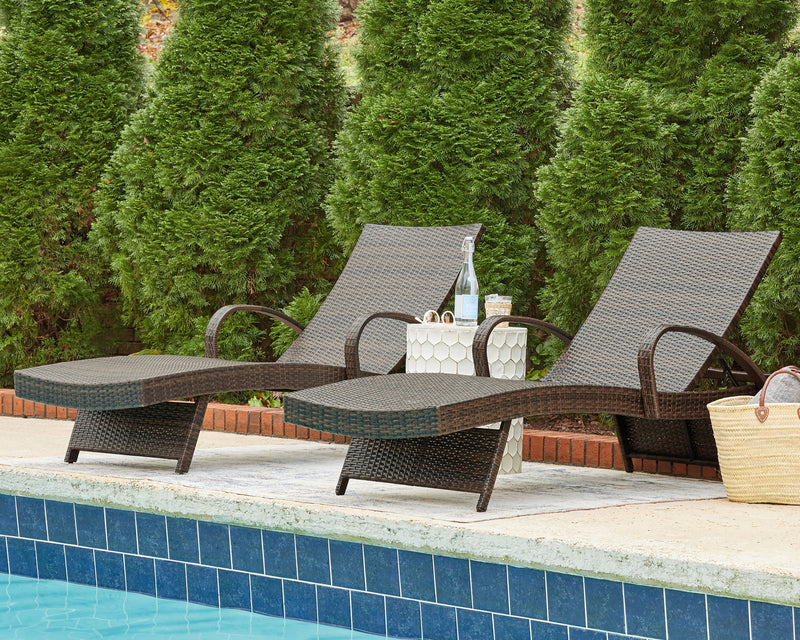 Kantana - Chaise Lounge - R&R Furniture Gallery (Fountain Valley, CA)