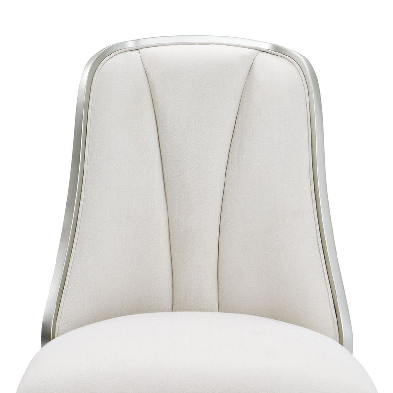 Penthouse - Chair