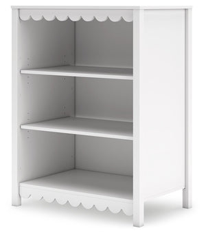 Hallityn - Bookcase - White - R&R Furniture Gallery (Fountain Valley, CA)