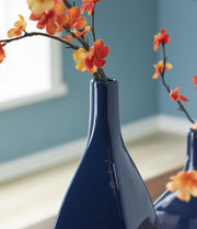 Abtinson - Vase - R&R Furniture Gallery (Fountain Valley, CA)