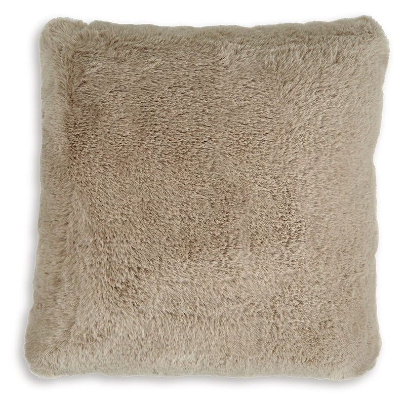 Gariland - Faux Fur Pillow - R&R Furniture Gallery (Fountain Valley, CA)