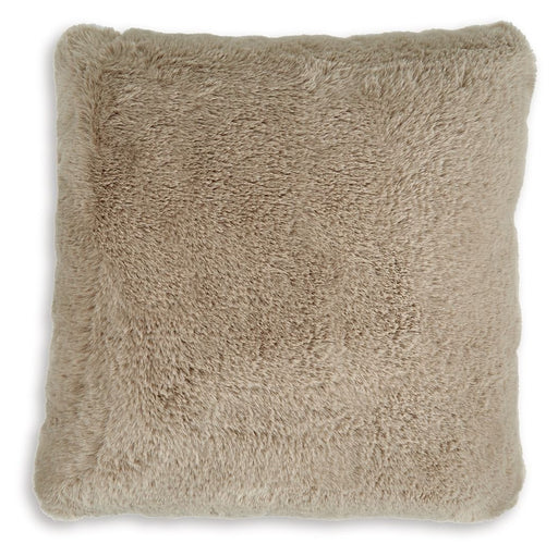 Gariland - Faux Fur Pillow - R&R Furniture Gallery (Fountain Valley, CA)