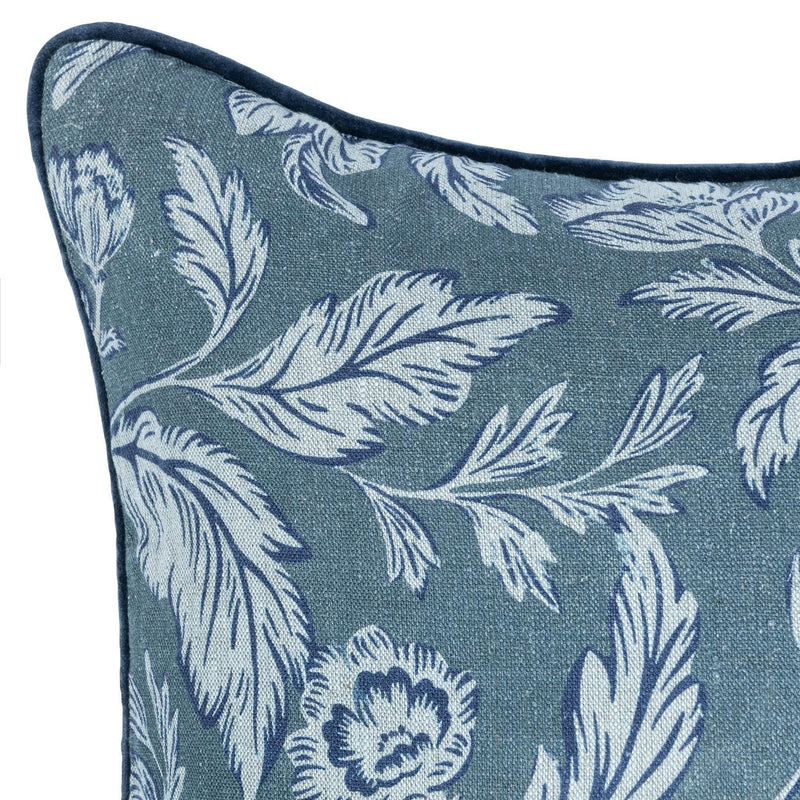 Novel Estate - NV Davenport Pillow - R&R Furniture Gallery (Fountain Valley, CA)